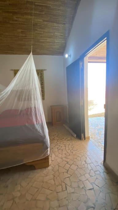 Petite Maison En Bord De Mer Palmarin Nguedj Buitenkant foto